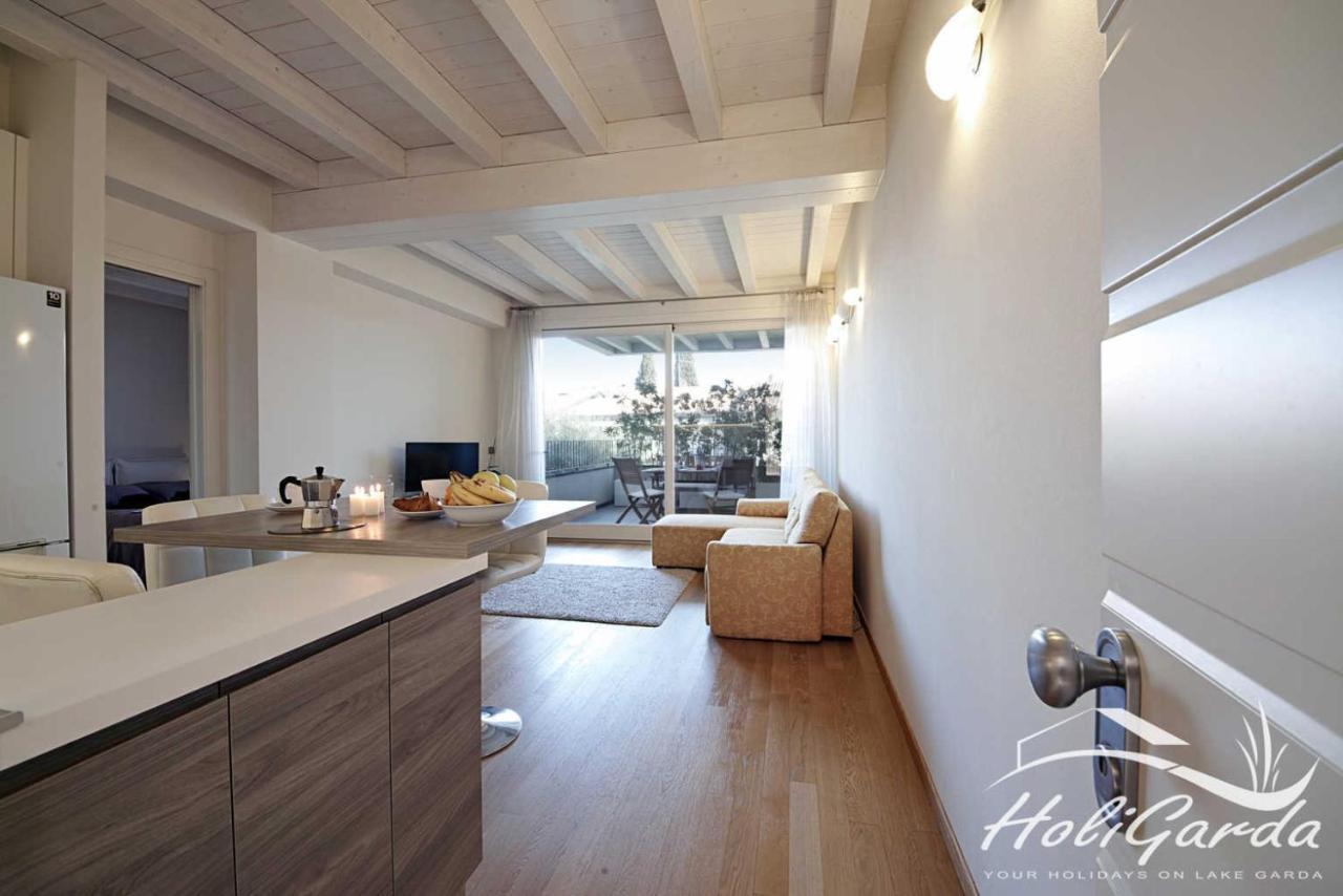 Warda A6 Apartment Дезенцано-дель-Гарда Экстерьер фото